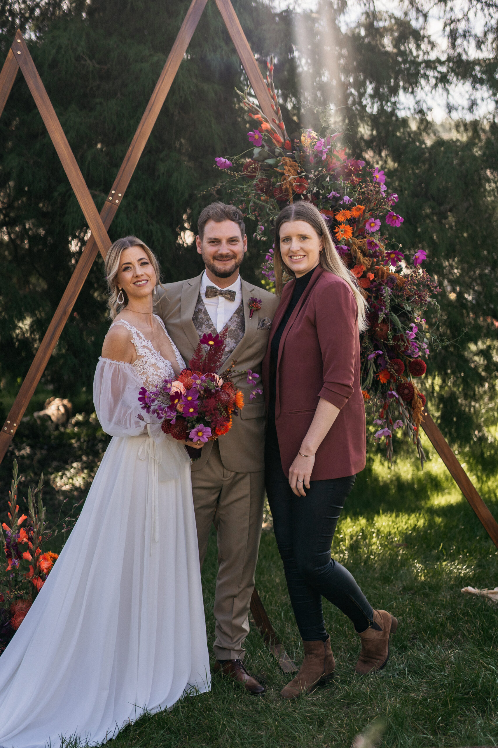 Hochzeitsplanerin und Eventdesignerin bei der Arbeit